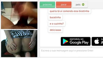 Is toil le daoine pòsta a bhith a’ coimhead choigrich a’ masturbate